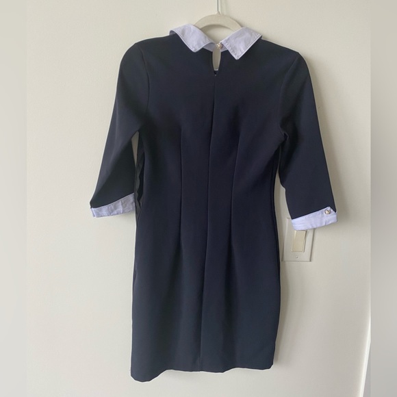 Navy stretch dress with peter pan white collar and pearl details - Picture 2 of 7